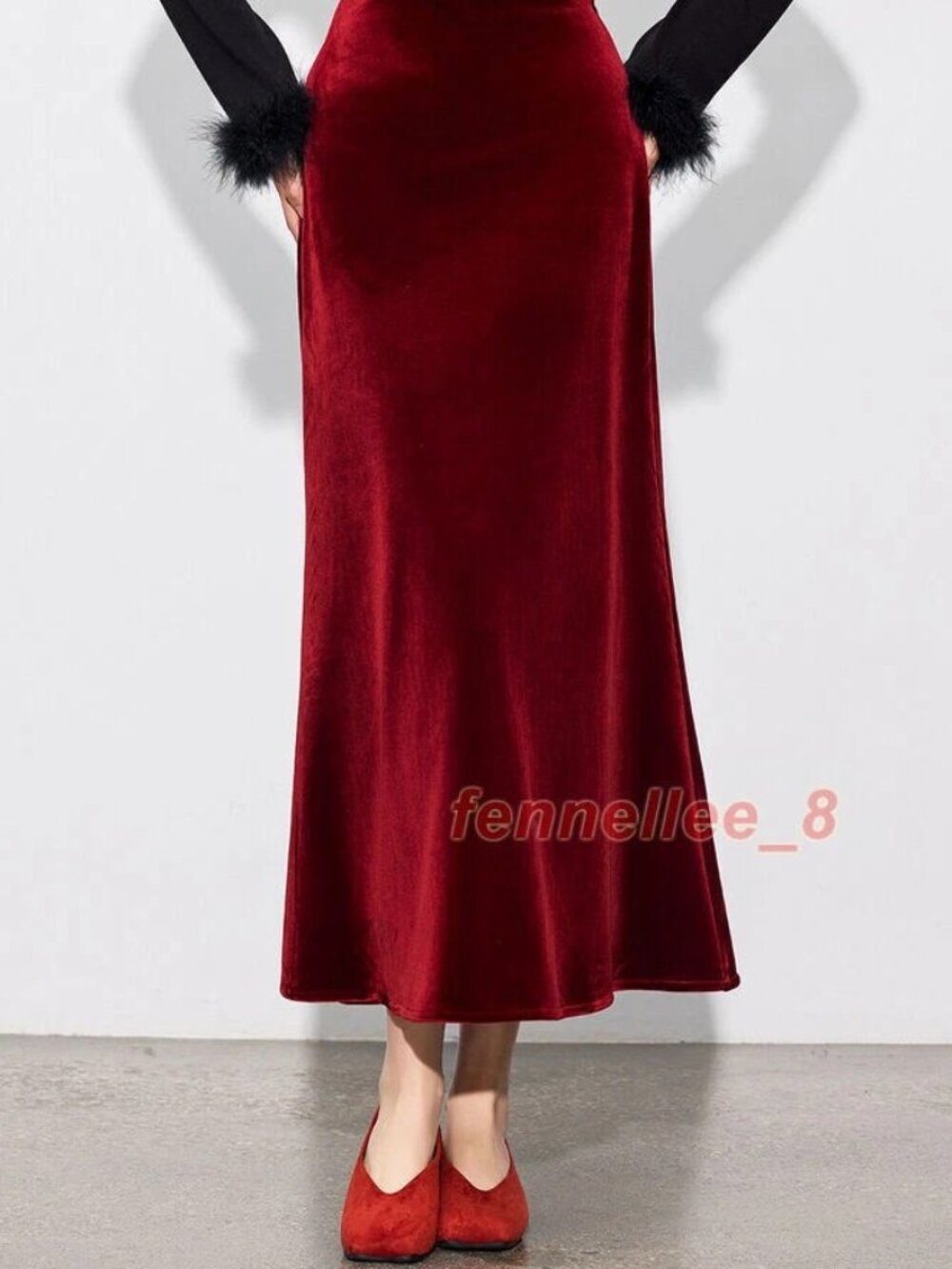 Anmani long high-waisted burgundy velvet maxi skirt size L
